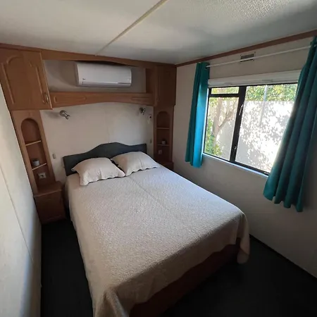 Campsite La Carabasse Mobil-home Tres Bien Equipe Vias