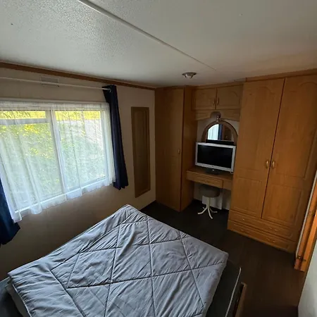 La Carabasse Mobil-home Tres Bien Equipe * Vias